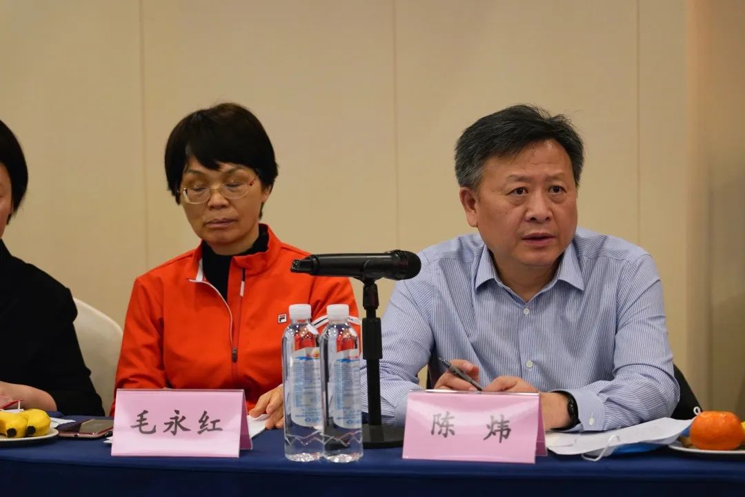 抱团出海，携手共赢！何清华带队赴湖南异地商会团结会造访交流