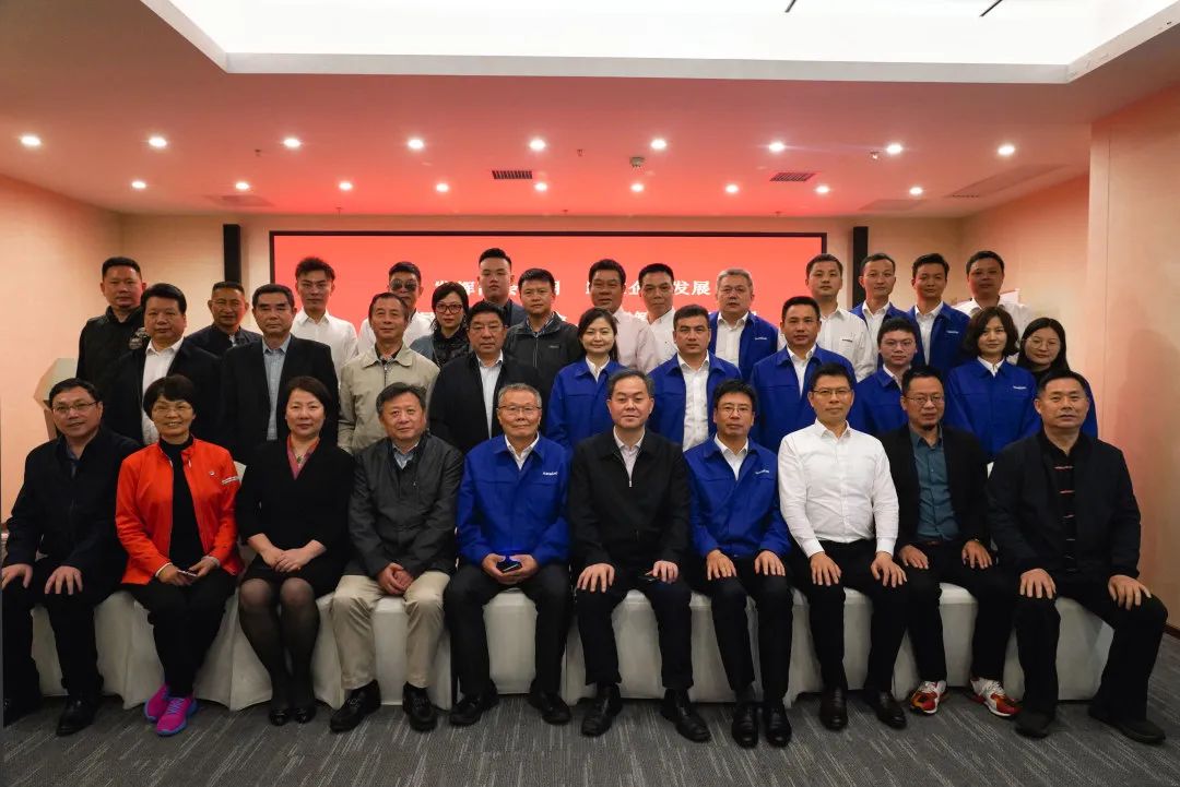 抱团出海，携手共赢！何清华带队赴湖南异地商会团结会造访交流
