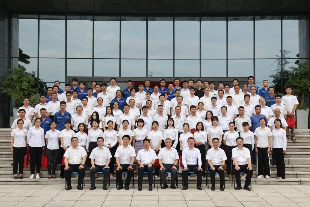 为立功建企建家一体化孝顺更鼎实力！米乐M6智能第五届五次“双代会”乐成召开