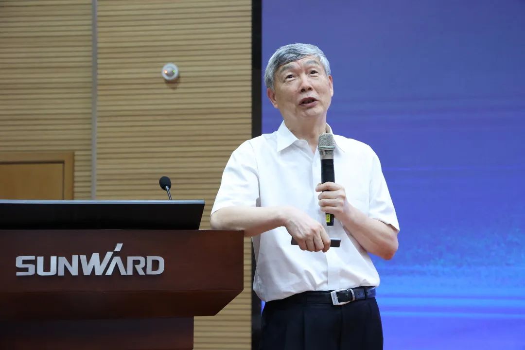 立异引领，智造未来！“2022院士专家长沙行”高端装备高质量生长钻研会盛大举行