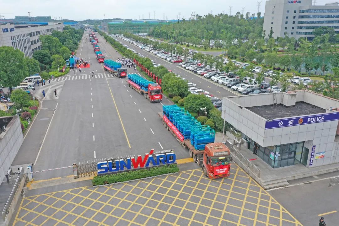 献礼二十大，再攀新高地！米乐M6智能高空机械装备再迎批量发货