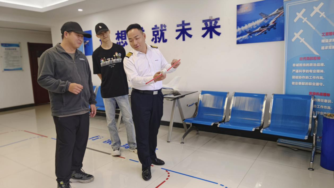 湖南米乐M6通航获CCAR-141部民用航空器驾驶员学校运行及格证