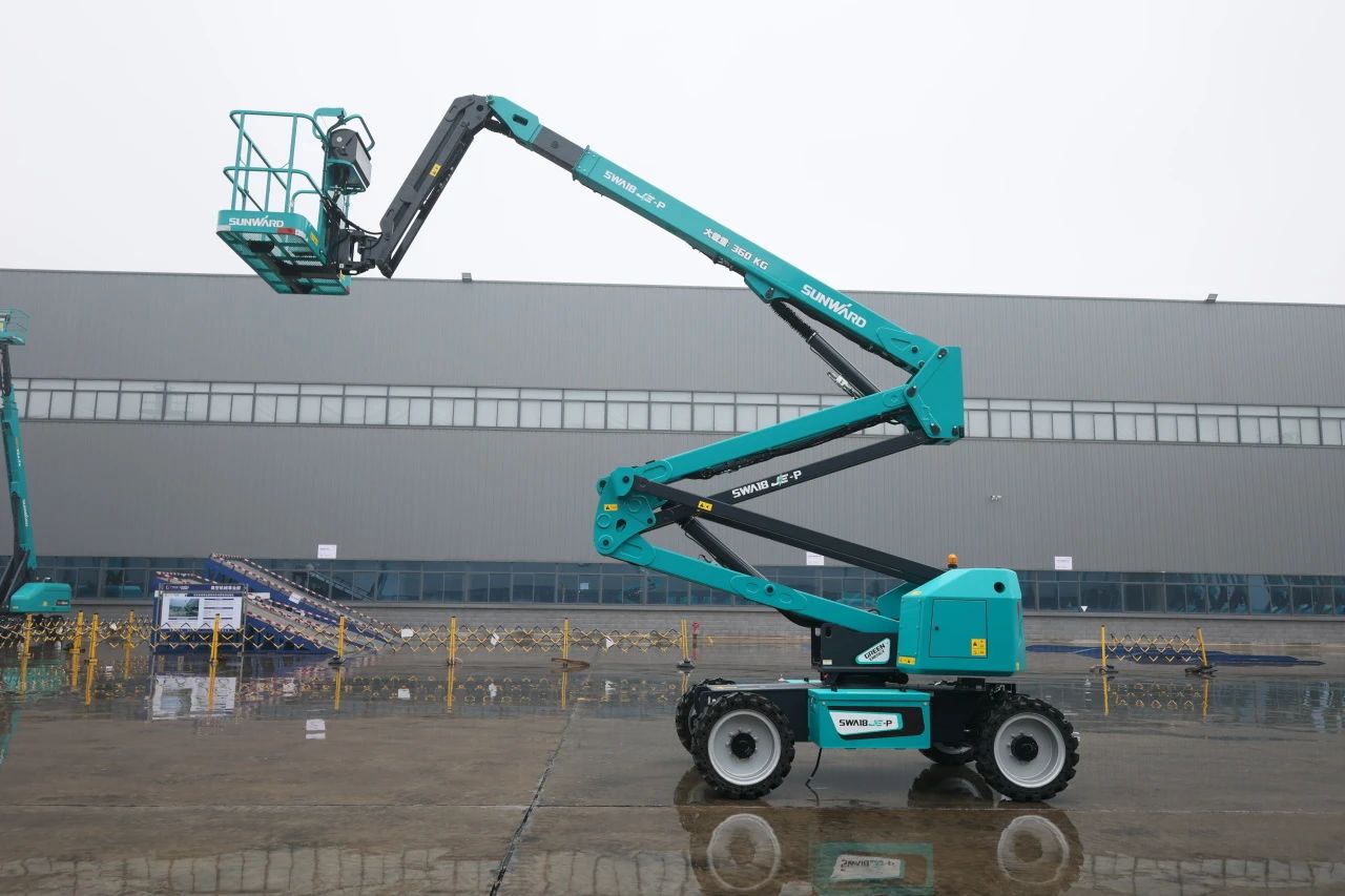 又双叒叕上新了！米乐M6智能首款双载荷电动曲臂式高空作业平台顺遂下线